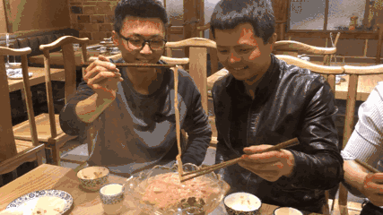 白吃，来不来！川香阁50桌火锅免费吃，随州这个叫张晴宇的老板真够胆！随州火锅,川香阁,老成都火锅,火锅免费吃