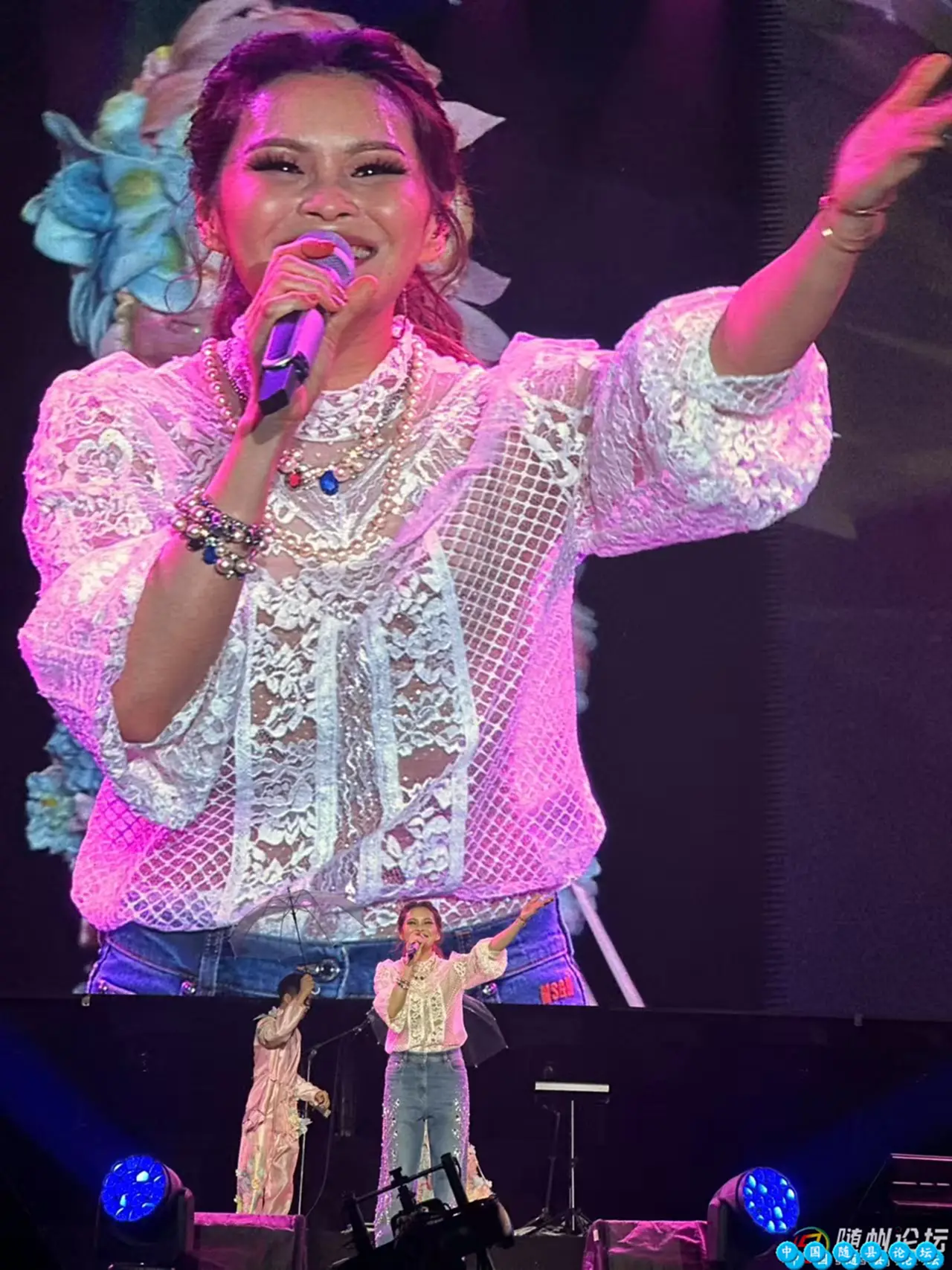 华语天后随州开唱 奏响五一狂欢最强华语天后,音乐盛宴,演唱会,张靓颖,黄绮珊